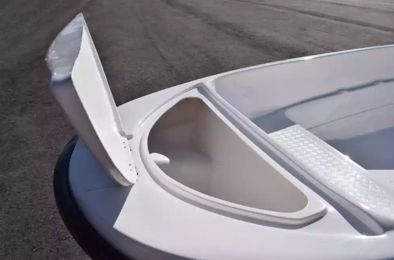 Стеклопластиковая лодка Пингвин (тримаран) в Дзержинске