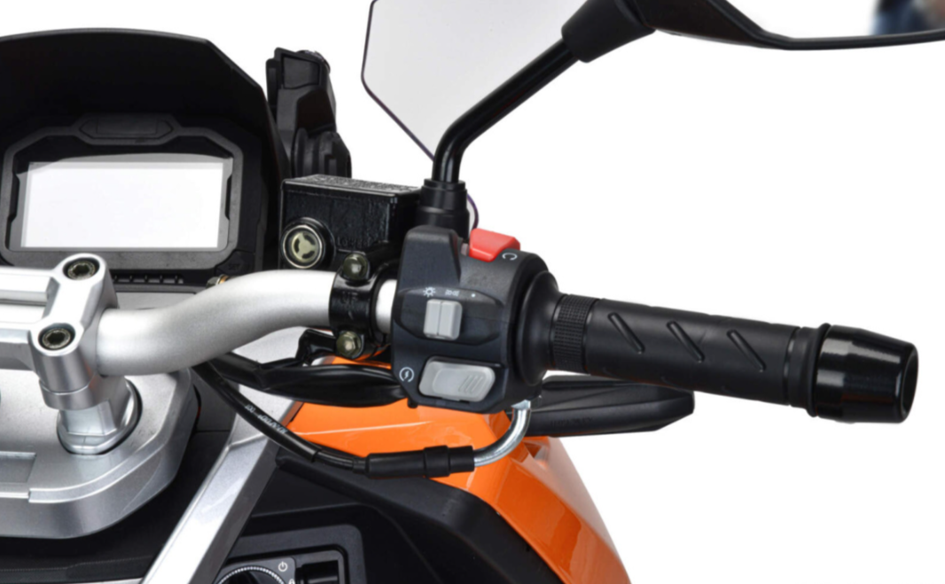 Скутер MOTOLAND (МОТОЛЕНД) T-MAX 150 в Дзержинске