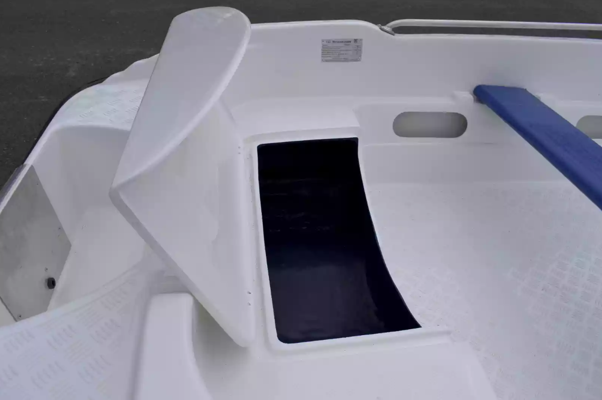 Стеклопластиковая лодка Пингвин New (тримаран) в Дзержинске