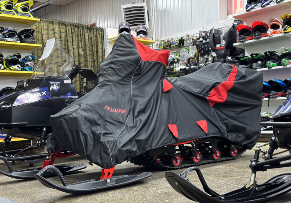 Чехол транспорт. снегохода IKUDZO HUNTER черно-красный Оксфорд ПРЕМИУМ качества с лого IKUDZO в Дзержинске