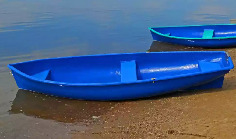 Стеклопластиковая лодка Омуль в Дзержинске