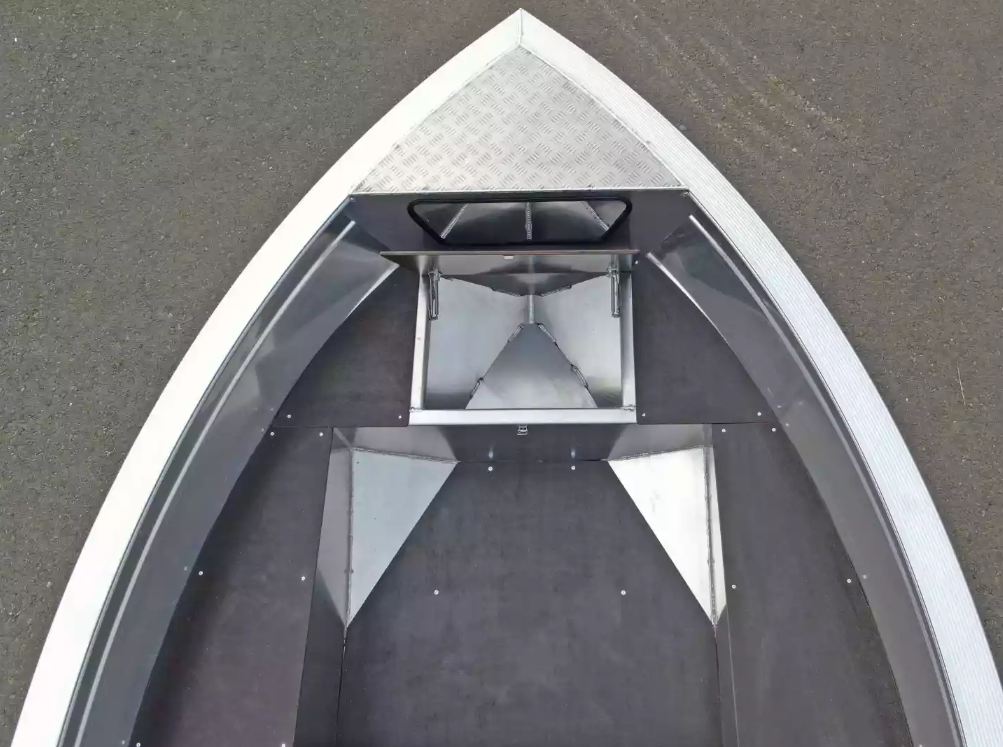 Алюминиевая лодка  Неман-420 в Дзержинске