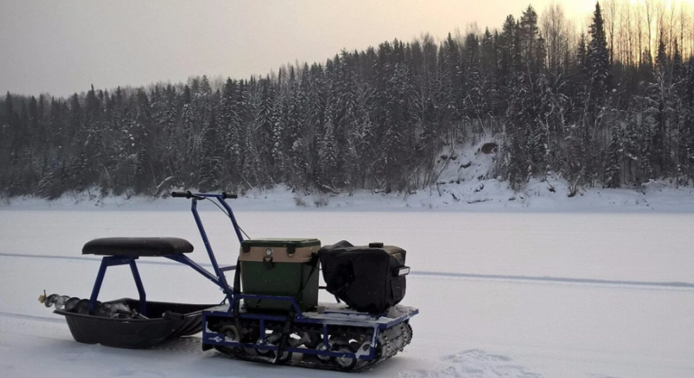 Мотобуксировщик Альбатрос-L 8 с фарой в Дзержинске