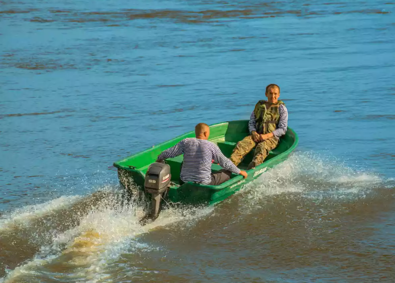 Стеклопластиковая лодка Neman-340 (тримаран) в Дзержинске