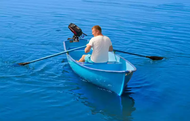 Стеклопластиковая лодка Омуль в Дзержинске