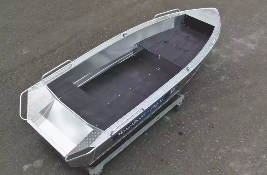 Алюминиевая лодка  Wyatboat-430М FISH в Дзержинске