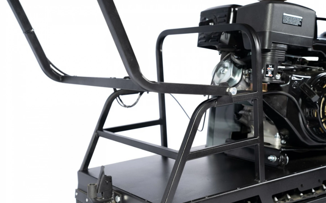 Мотобуксировщик БУРЛАК-M2 LFK 15 л.с. (передний привод, катки) в Дзержинске