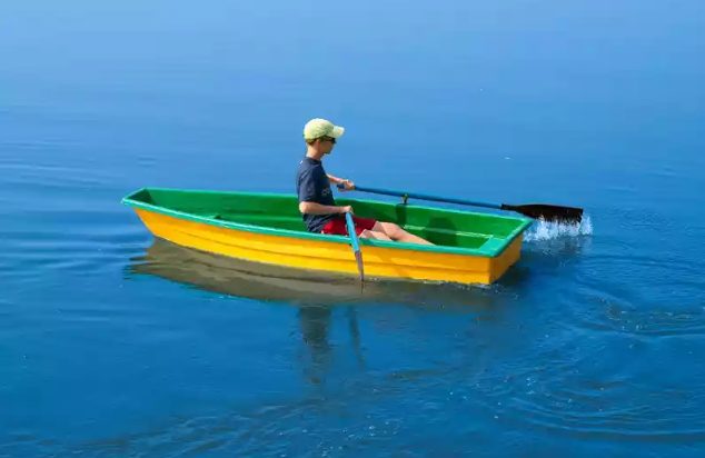 Стеклопластиковая лодка Малютка в Дзержинске