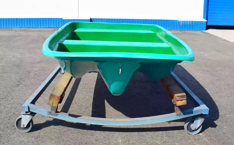 Стеклопластиковая лодка Старт (тримаран) в Дзержинске