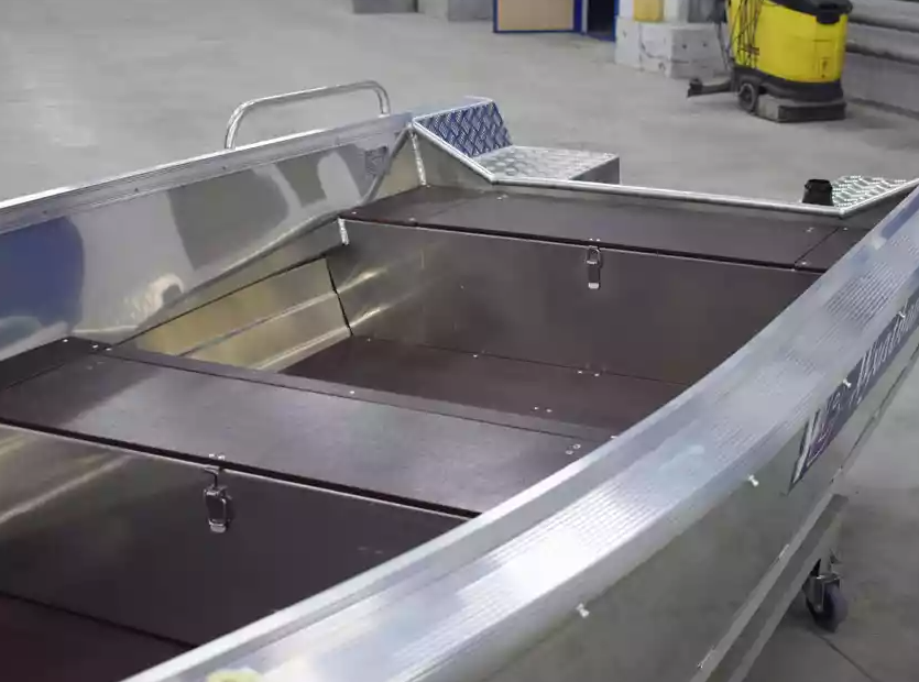 Алюминиевая лодка  Wyatboat-430 Р в Дзержинске