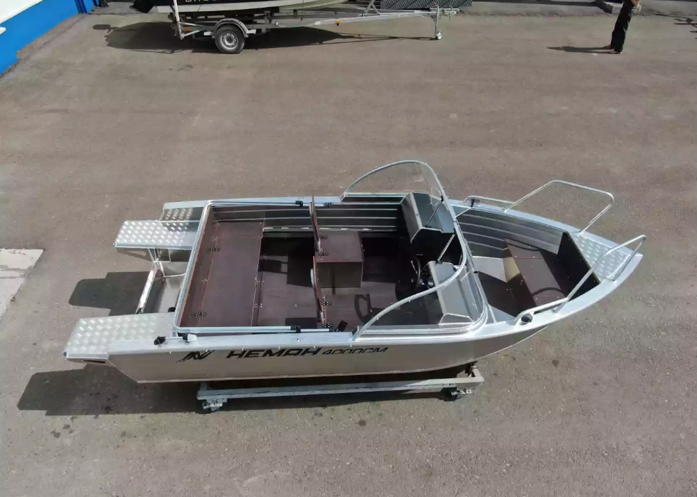 Алюминиевая лодка  Неман-400 DCM NEW в Дзержинске