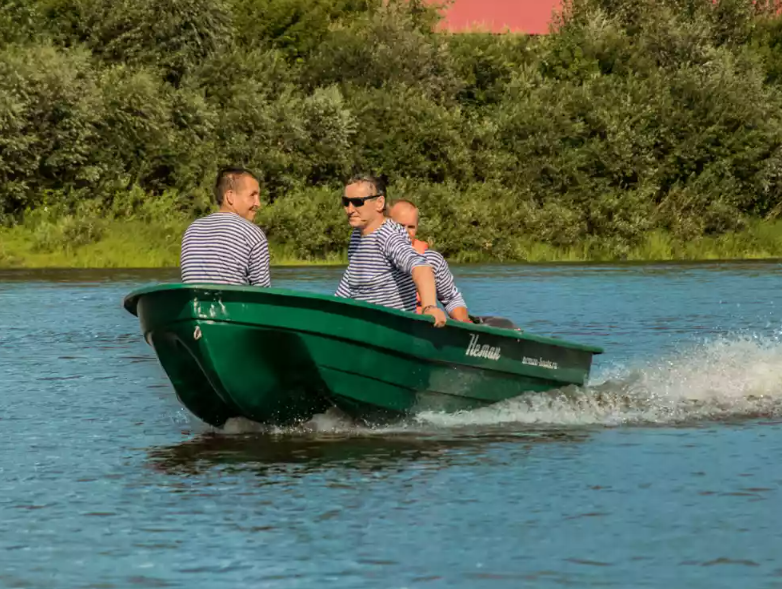 Стеклопластиковая лодка Neman-340 (тримаран) в Дзержинске