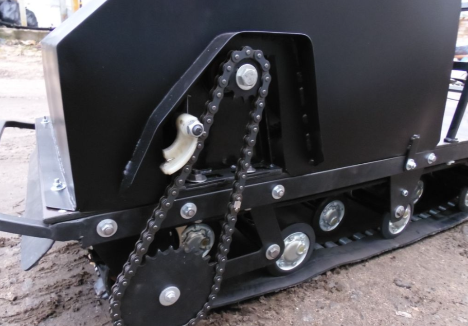 Мотобуксировщик AhtaR Зима 15 л/с с вариатором в Дзержинске