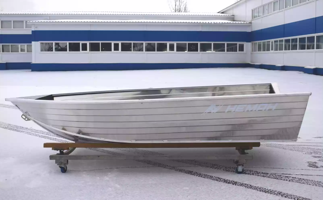 Алюминиевая лодка Неман-400 в Дзержинске