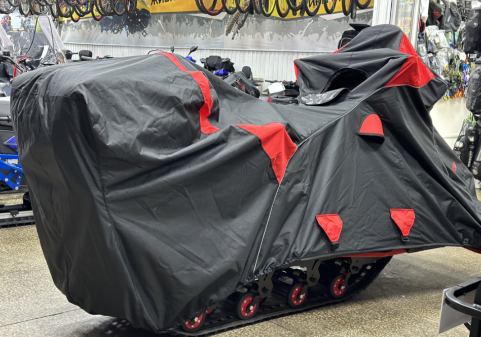 Чехол транспорт. снегохода IKUDZO HUNTER черно-красный Оксфорд ПРЕМИУМ качества с лого IKUDZO в Дзержинске