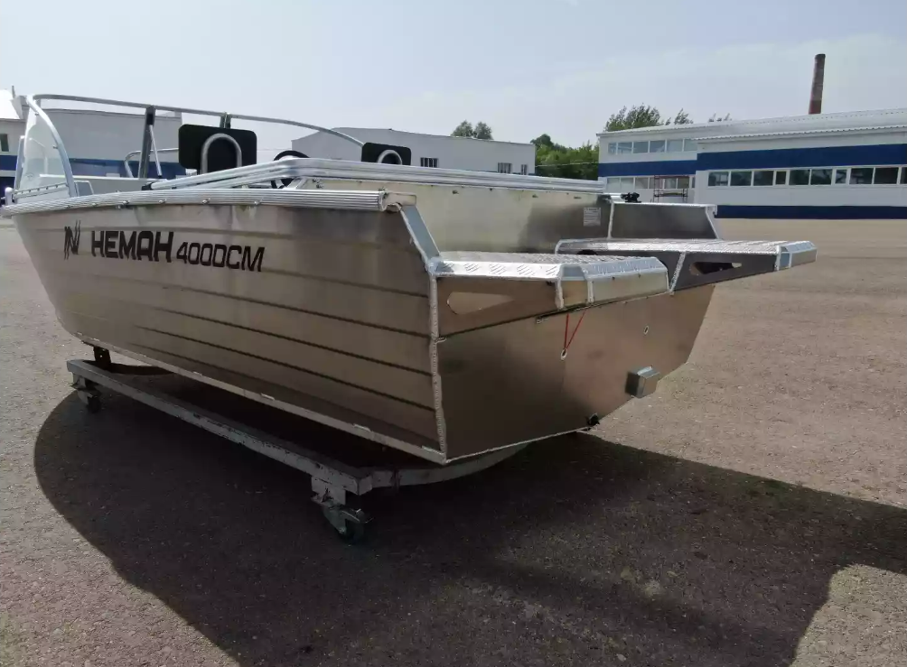 Алюминиевая лодка  Неман-400 DCM NEW в Дзержинске