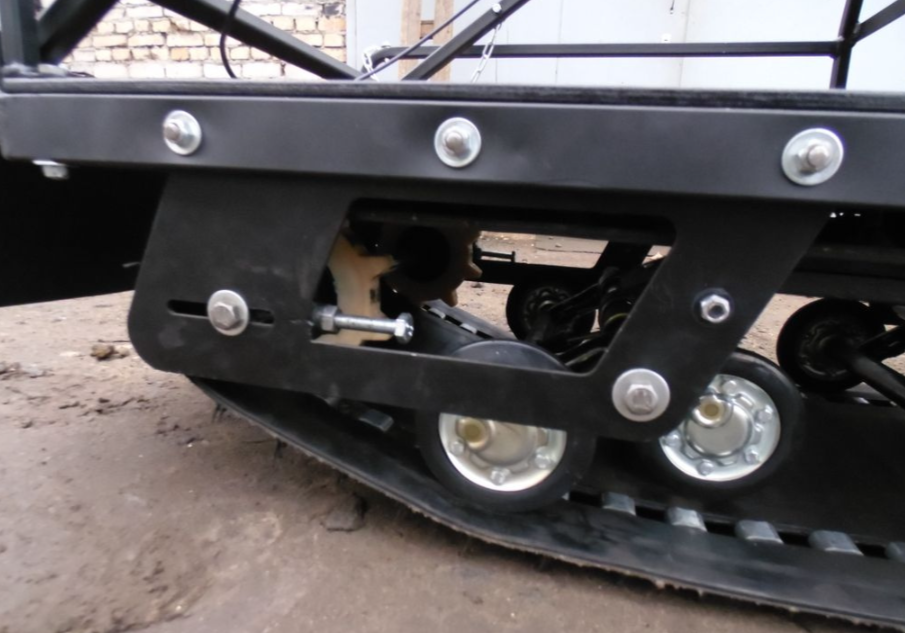 Мотобуксировщик AhtaR Зима 15 л/с с вариатором в Дзержинске