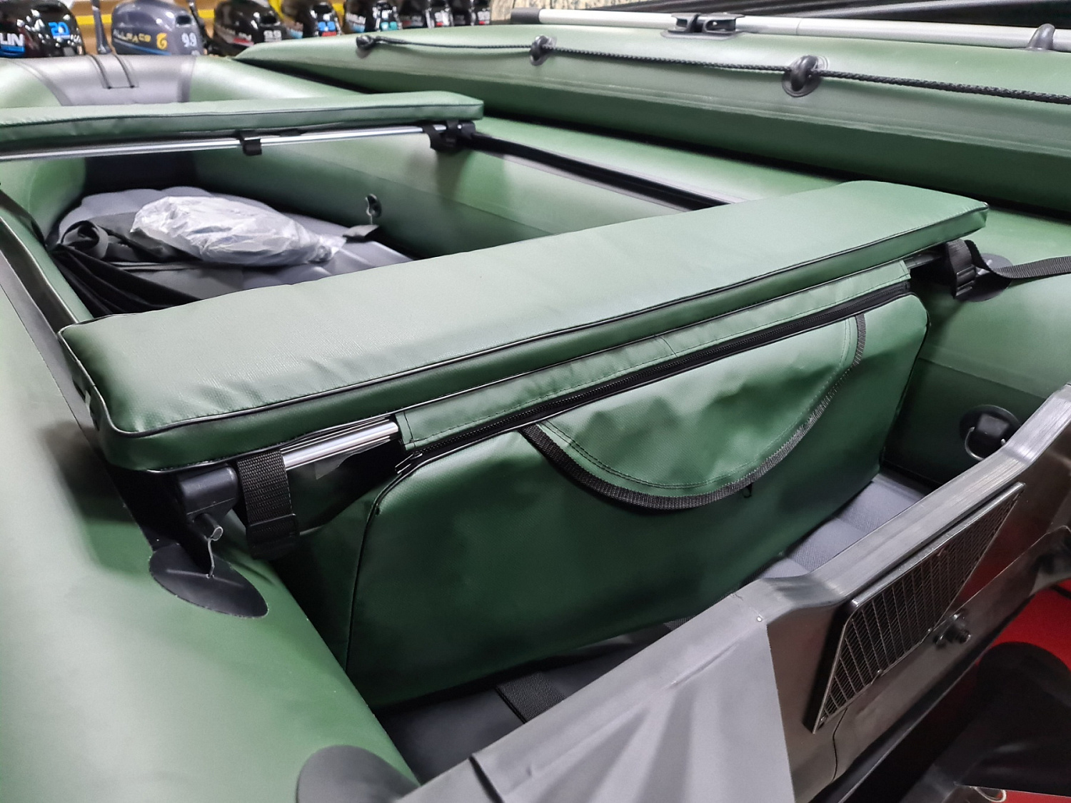 КОМПЛЕКТ МЯГКИХ НАКЛАДОК С СУМКОЙ ДЛЯ ЛОДОК 110Х20 ЗЕЛЕНЫЙ в Дзержинске