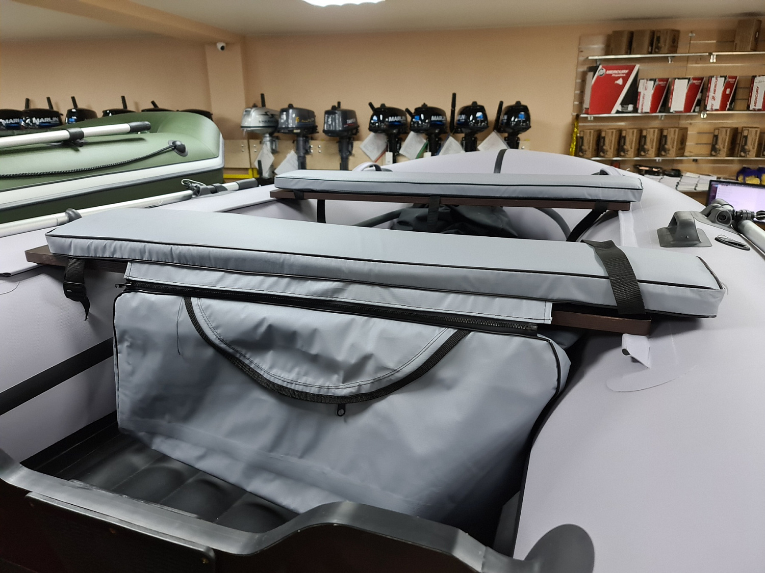 КОМПЛЕКТ МЯГКИХ НАКЛАДОК С СУМКОЙ ДЛЯ ЛОДОК 110Х20 СЕРЫЙ в Дзержинске