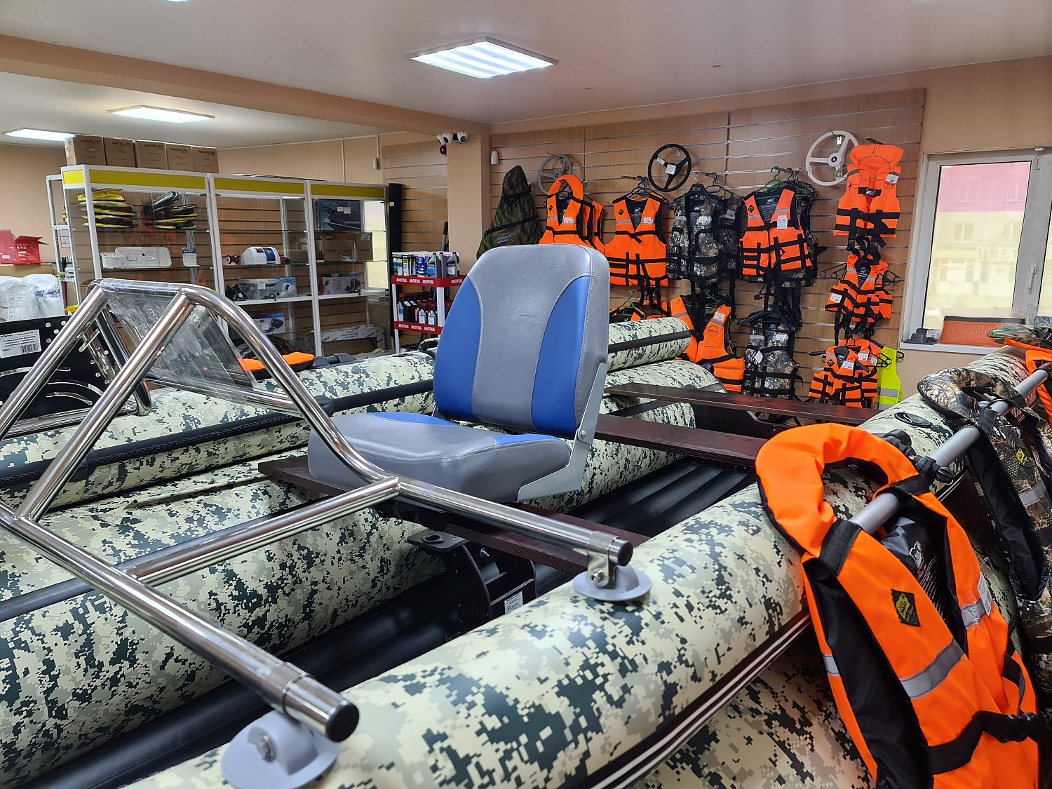 КРЕСЛО МЯГКОЕ РАСКЛАДНОЕ С ПОВОРОТНЫМ МЕХАНИЗМОМ ДЛЯ ЛОДОК в Дзержинске