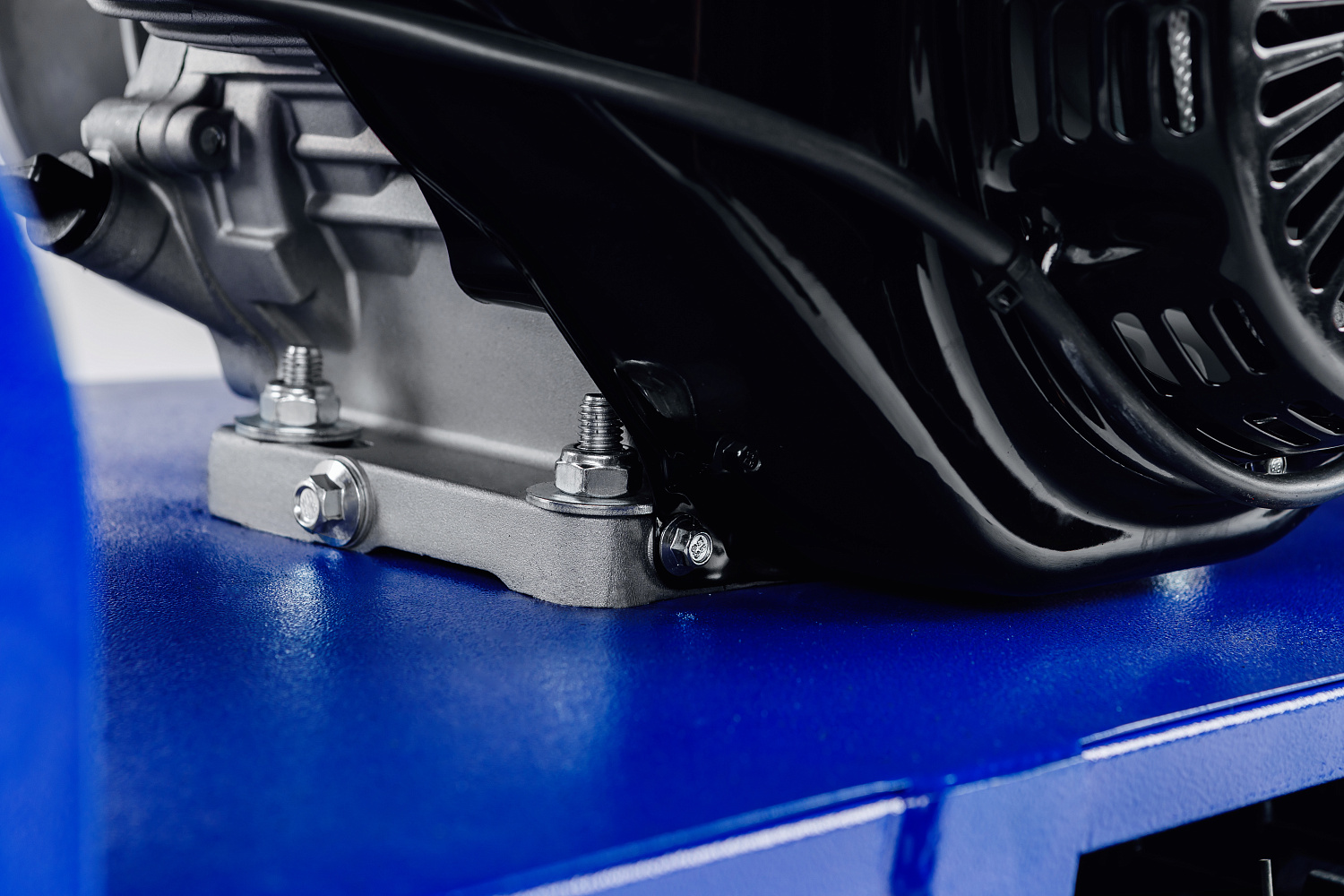 Мотобуксировщик SNOW DOG 17 с эл. запуском (DINKING) в Дзержинске