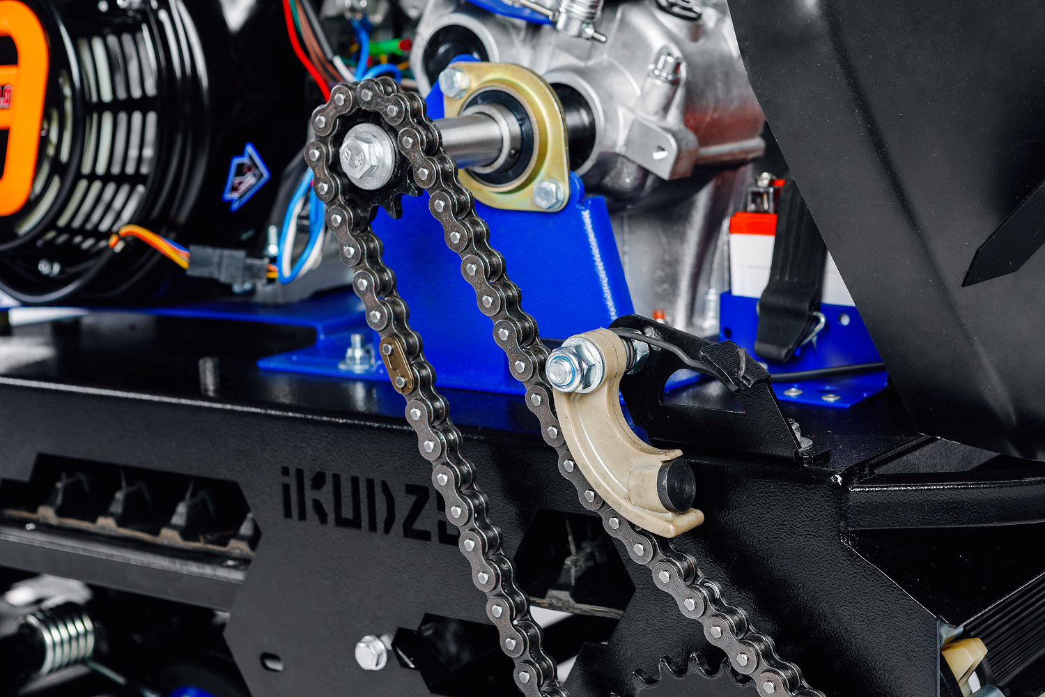 МОТОБУКСИРОВЩИК IKUDZO LONG 2.0 1700/500 EKR15 в Дзержинске