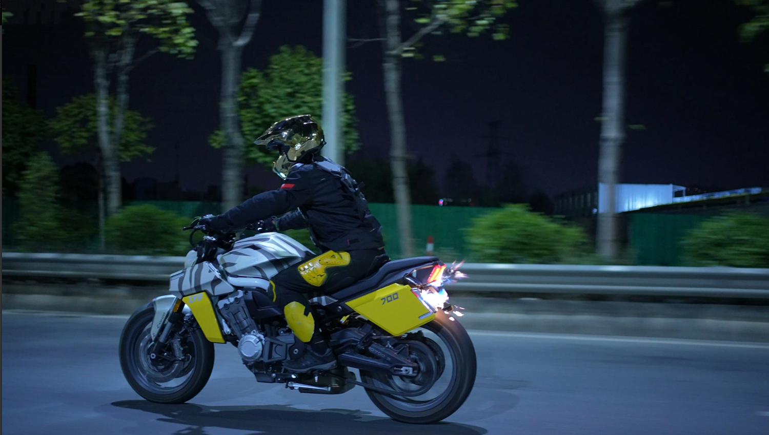 Мотоцикл Benda LFS 700 в Дзержинске