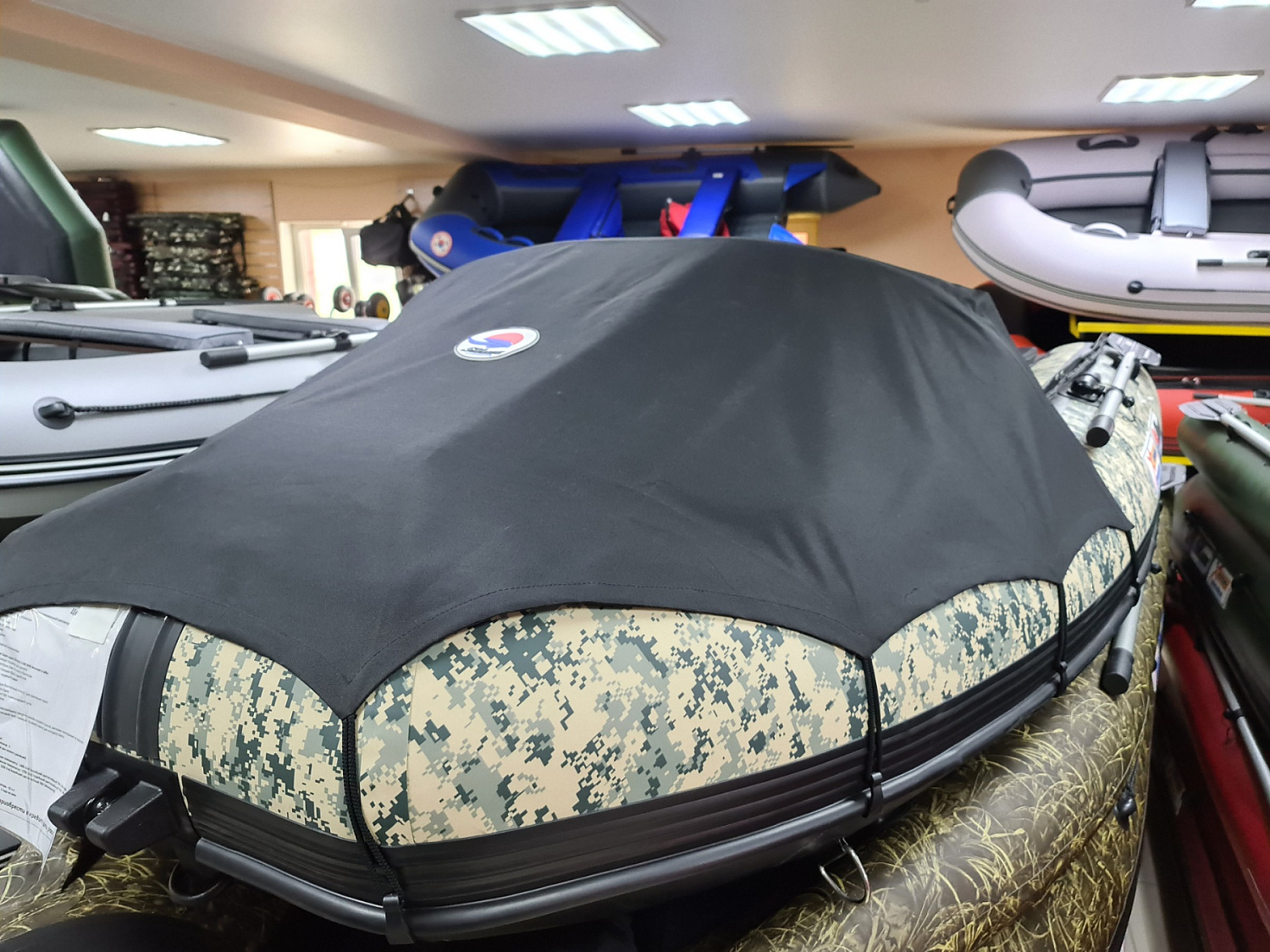 КОМПЛЕКТ НОСОВОГО ТЕНТА К ЛОДКЕ SMARINE AIR MAX 380 ЧЕРНЫЙ в Дзержинске